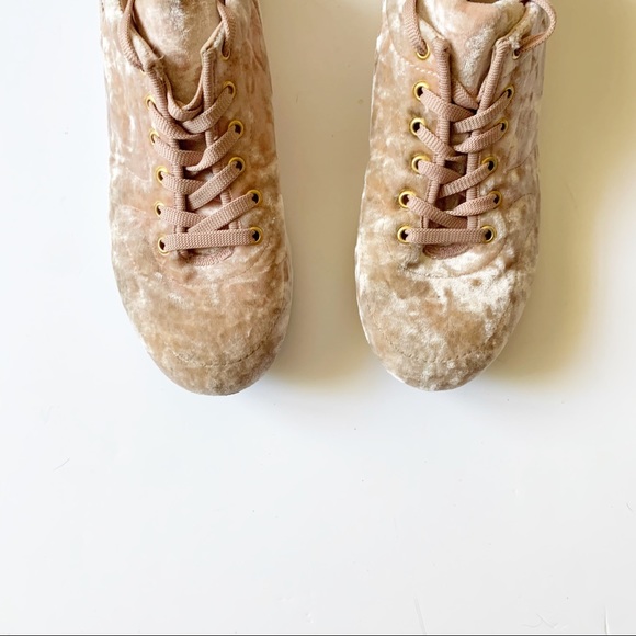 Top Shop Pink Crushed Velvet Round Toe Lace Up Sneakers - Picture 2 of 8